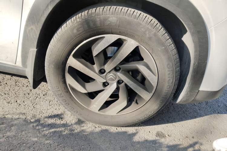 Used Citroen C3-XR 2018 1.6L Automatic Pioneer Model Right Front Wheel Hub