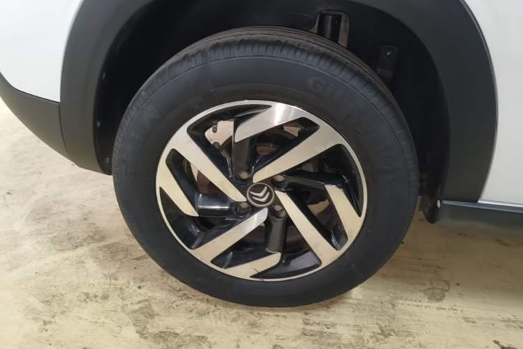 Used Citroen C3-XR 2018 1.6L Automatic Pioneer Model Right Rear Wheel Hub