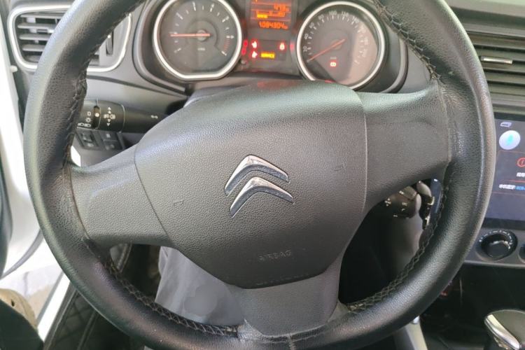 Used Citroen C3-XR 2018 1.6L Automatic Fashion Model Steering Wheel