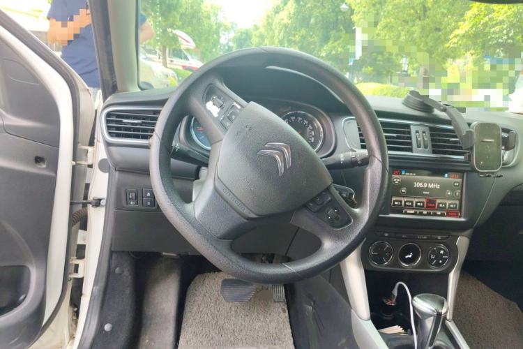 Used Citroen C3-XR 2018 1.6L Automatic Pioneer Model Steering Wheel