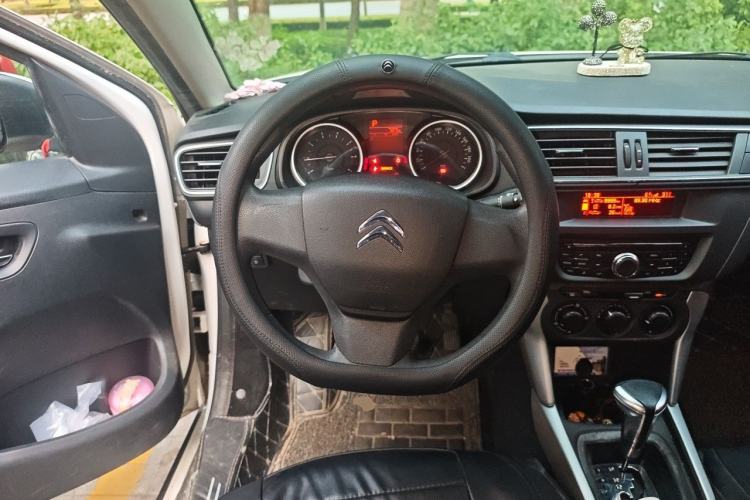 Used Citroen C3-XR 2018 1.6L Automatic Fashion Model Steering Wheel