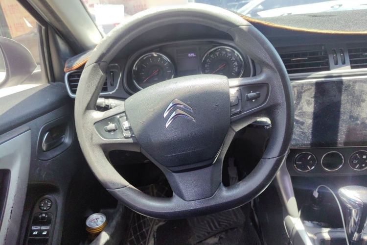 Used Citroen C3-XR 2018 1.6L Automatic Fashion Model Steering Wheel