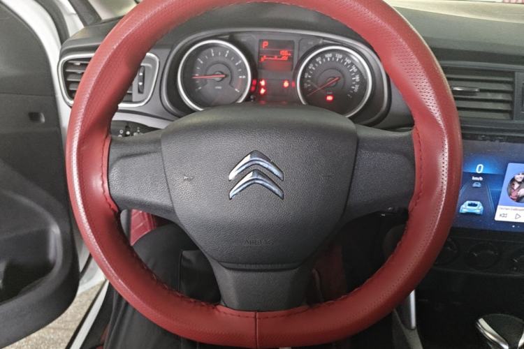 Used Citroen C3-XR 2018 1.6L Automatic Fashion Model Steering Wheel