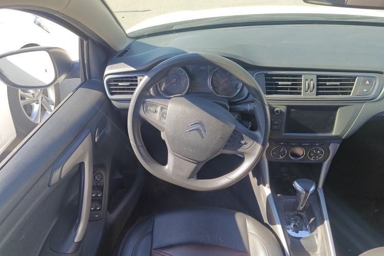 Used Citroen C3-XR 2018 1.6L Automatic Pioneer Model Steering Wheel