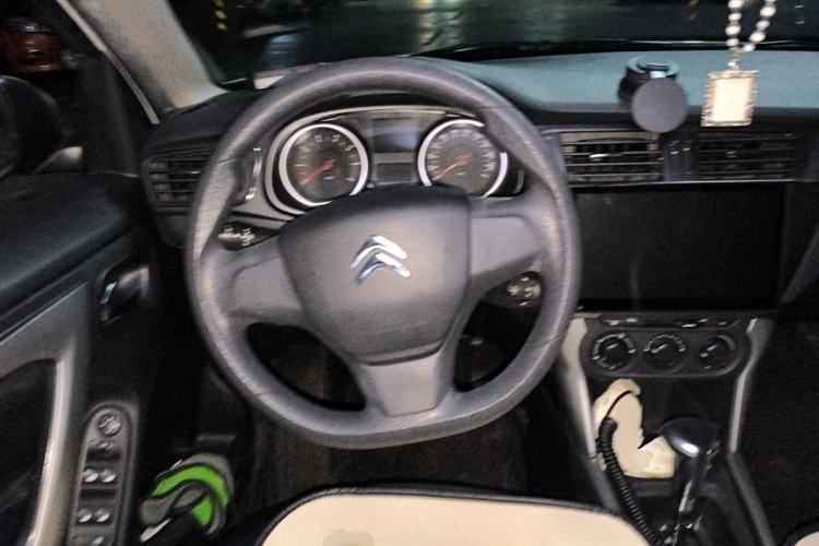 Used Citroen C3-XR 2018 1.6L Automatic Fashion Model Steering Wheel
