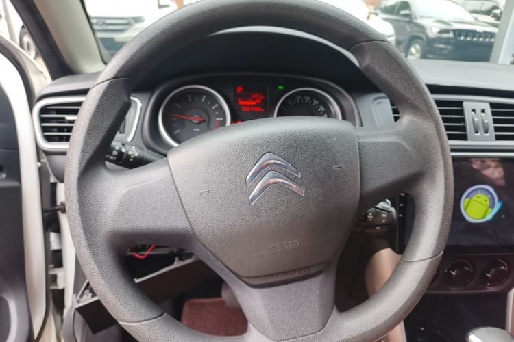 Used Citroen C3-XR 2018 1.6L Automatic Fashion Model Steering Wheel