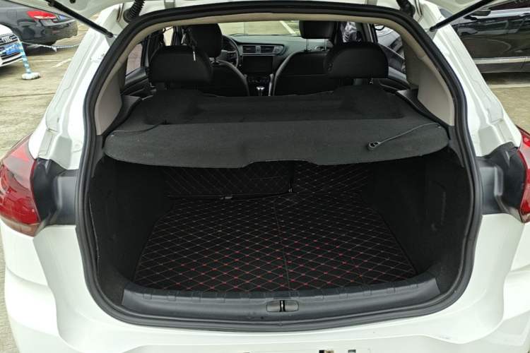Used Citroen C3-XR 2018 Revised Version 1.6L Automatic Pioneer Edition Trunk