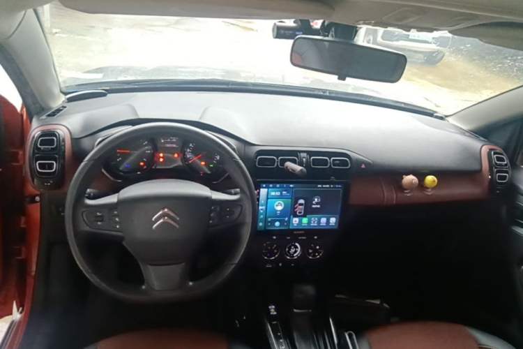 Used Citroen C3-XR 2019 190THP Automatic Xueying Edition Center Console