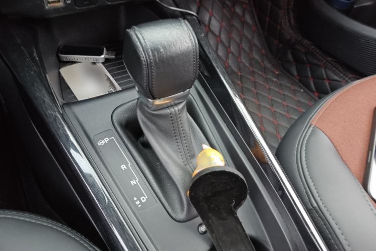 Used Citroen C3-XR 2019 190THP Automatic Xueyue Version Gear Lever