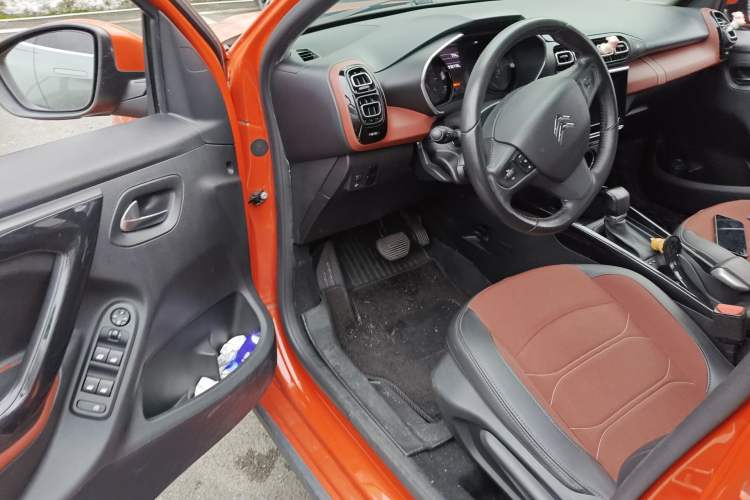 Used Citroen C3-XR 2019 190THP Automatic Xueyue Version Interior 3