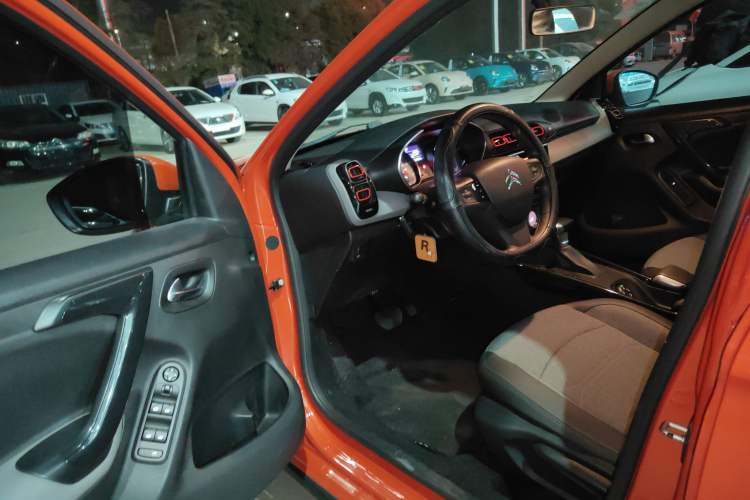 Used Citroen C3-XR 2019 230THP DCT Yue Ling Edition Interior 3