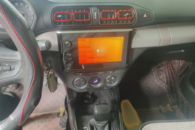 Used Citroen C3-XR 2019 1.6L Automatic Enjoyment Version Audio And AC Panel