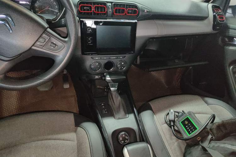 Used Citroen C3-XR 2019 230THP DCT Yue Ling Edition Audio And AC Panel