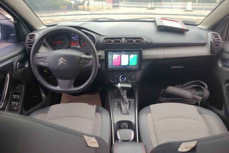 Used Citroen C3-XR 2019 230THP DCT ORIGINS Centennial Deluxe Edition Center Console