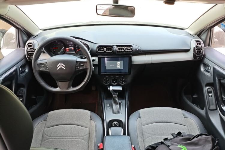 Used Citroen C3-XR 2019 230THP DCT ORIGINS Centennial Deluxe Edition Center Console