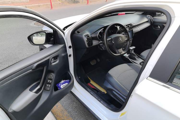 Used Citroen C3-XR 2019 230THP DCT Yue Ling Edition Driver Seat