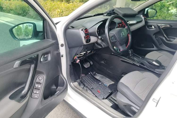 Used Citroen C3-XR 2019 1.6L Automatic Enjoyment Version Driver Seat