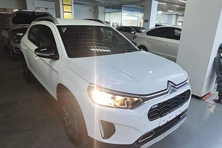 Used Citroen C3-XR 2019 230THP DCT ORIGINS Centennial Deluxe Edition Front Right 45 Deg