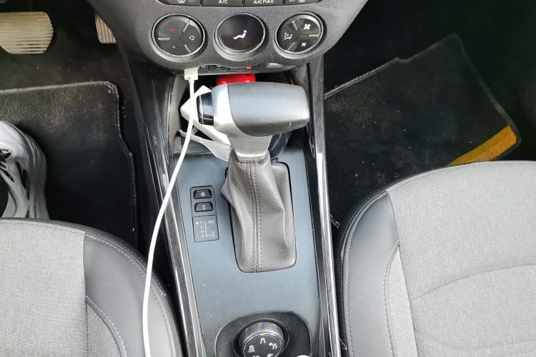 Used Citroen C3-XR 2019 230THP DCT Yue Ling Edition Gear Lever