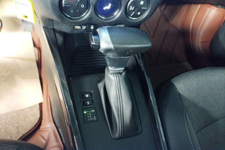 Used Citroen C3-XR 2019 230THP DCT Yue Ling Edition Gear Lever