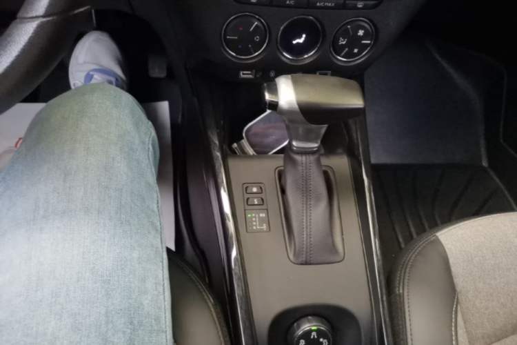 Used Citroen C3-XR 2019 230THP DCT Yue Ling Edition Gear Lever
