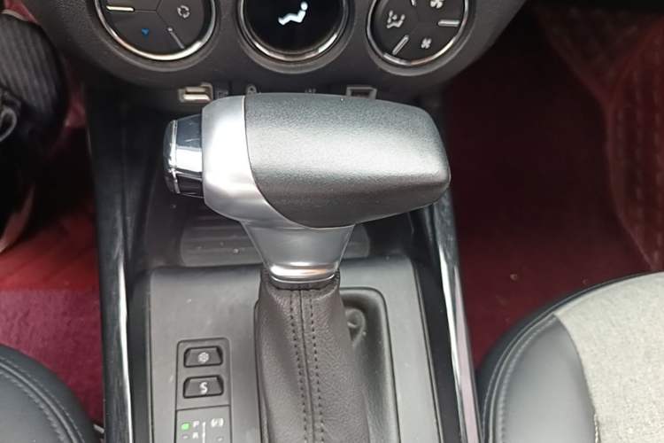 Used Citroen C3-XR 2019 230THP DCT Yue Ling Edition Gear Lever
