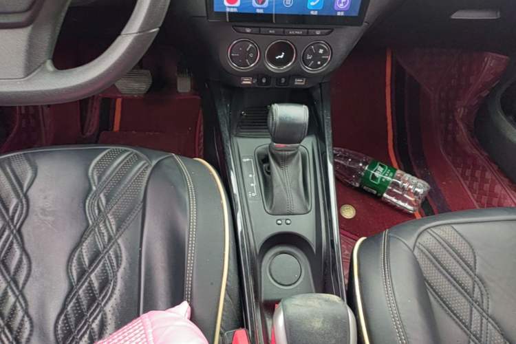 Used Citroen C3-XR 2019 1.6L Automatic Enjoyment Version Gear Lever