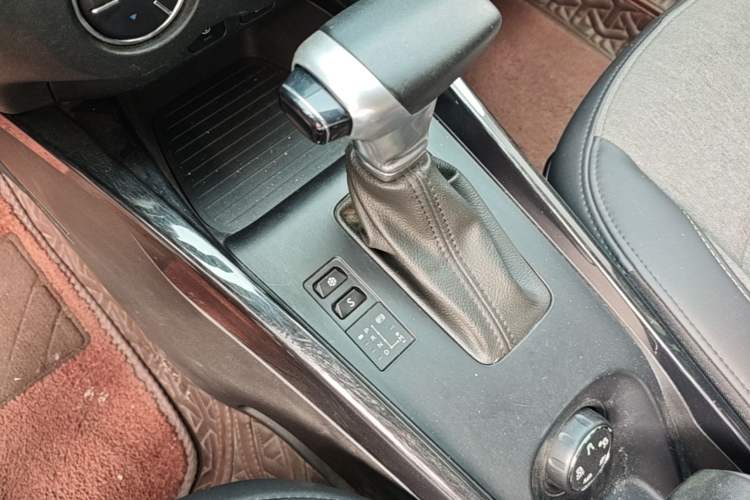Used Citroen C3-XR 2019 230THP DCT ORIGINS Centennial Deluxe Edition Gear Lever