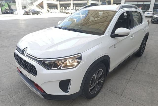 Ojetý Citroen C3-XR 2019 190THP Automatic Xueying Edition