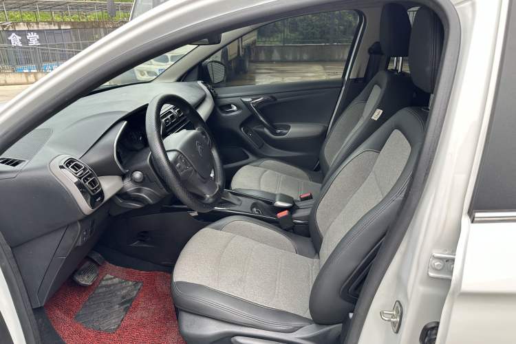 Used Citroen C3-XR 2019 230THP DCT Yue Ling Edition Interior 2