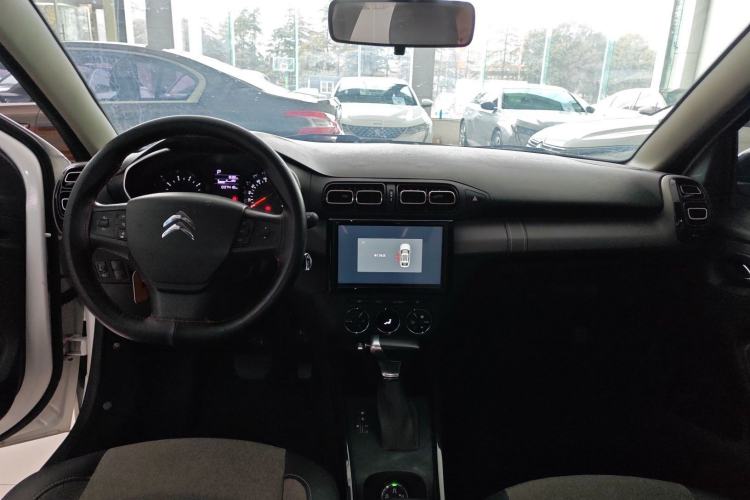 Used Citroen C3-XR 2019 230THP DCT ORIGINS Centennial Deluxe Edition Interior 2