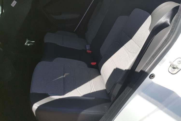 Used Citroen C3-XR 2019 230THP DCT ORIGINS Centennial Deluxe Edition Interior 4