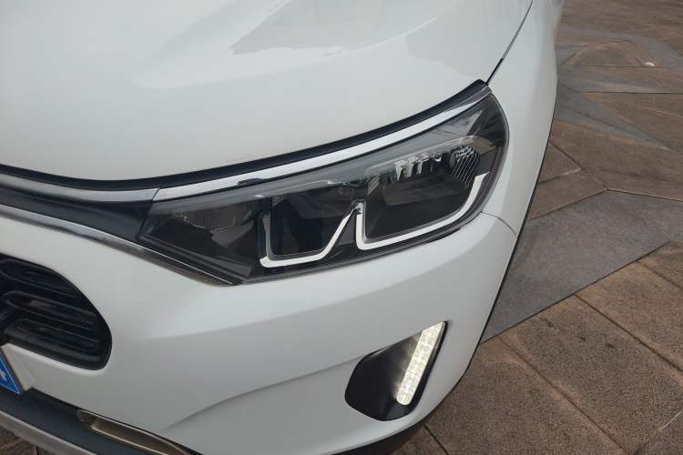 Used Citroen C3-XR 2019 230THP DCT ORIGINS Centennial Deluxe Edition Left Front Headlight