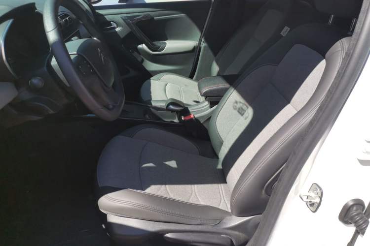 Used Citroen C3-XR 2019 230THP DCT ORIGINS Centennial Deluxe Edition Left Front Seat