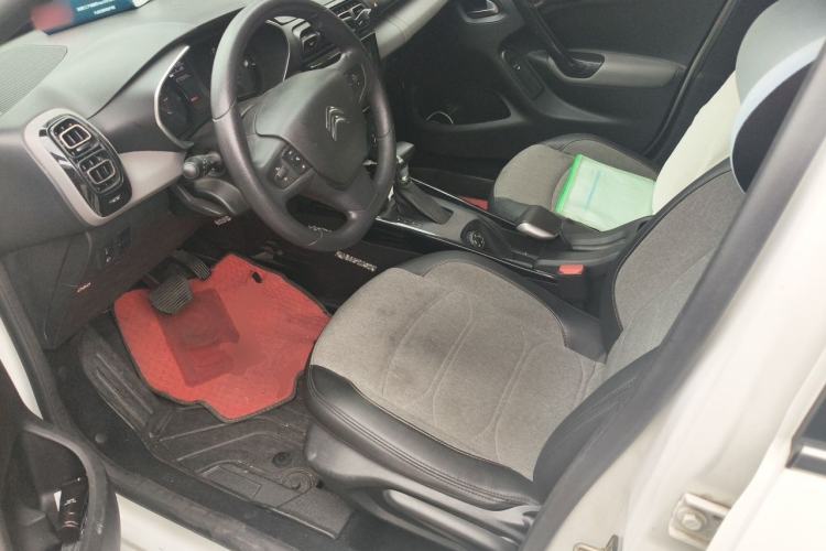 Used Citroen C3-XR 2019 230THP DCT ORIGINS Centennial Deluxe Edition Left Front Seat