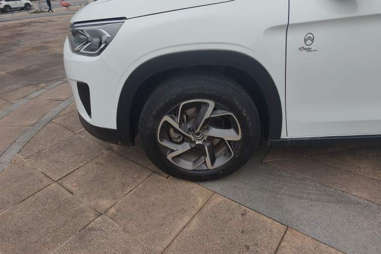 Used Citroen C3-XR 2019 230THP DCT ORIGINS Centennial Deluxe Edition Left Front Wheel Hub