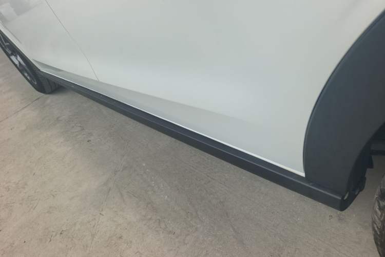 Used Citroen C3-XR 2019 230THP DCT ORIGINS Centennial Deluxe Edition Left Side Sill