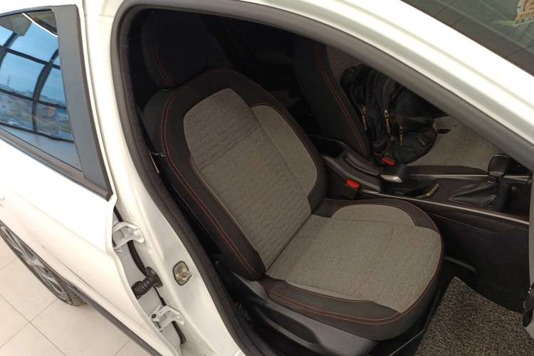 Used Citroen C3-XR 2019 230THP DCT Active Version Right Front Seat