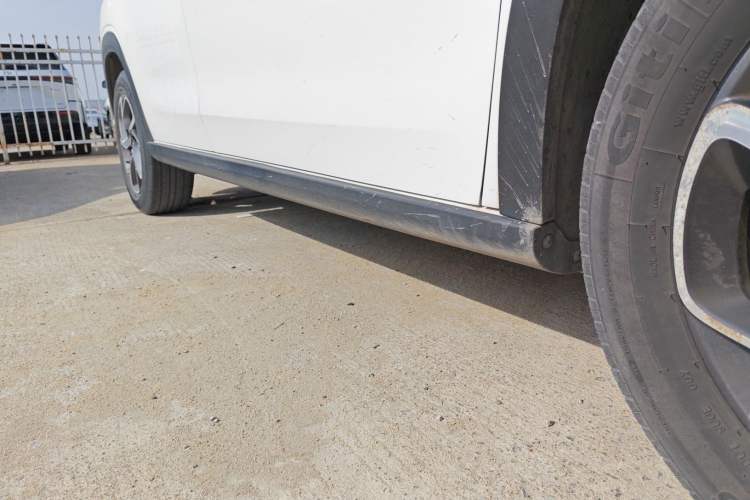Used Citroen C3-XR 2019 230THP DCT ORIGINS Centennial Deluxe Edition Right Side Sill