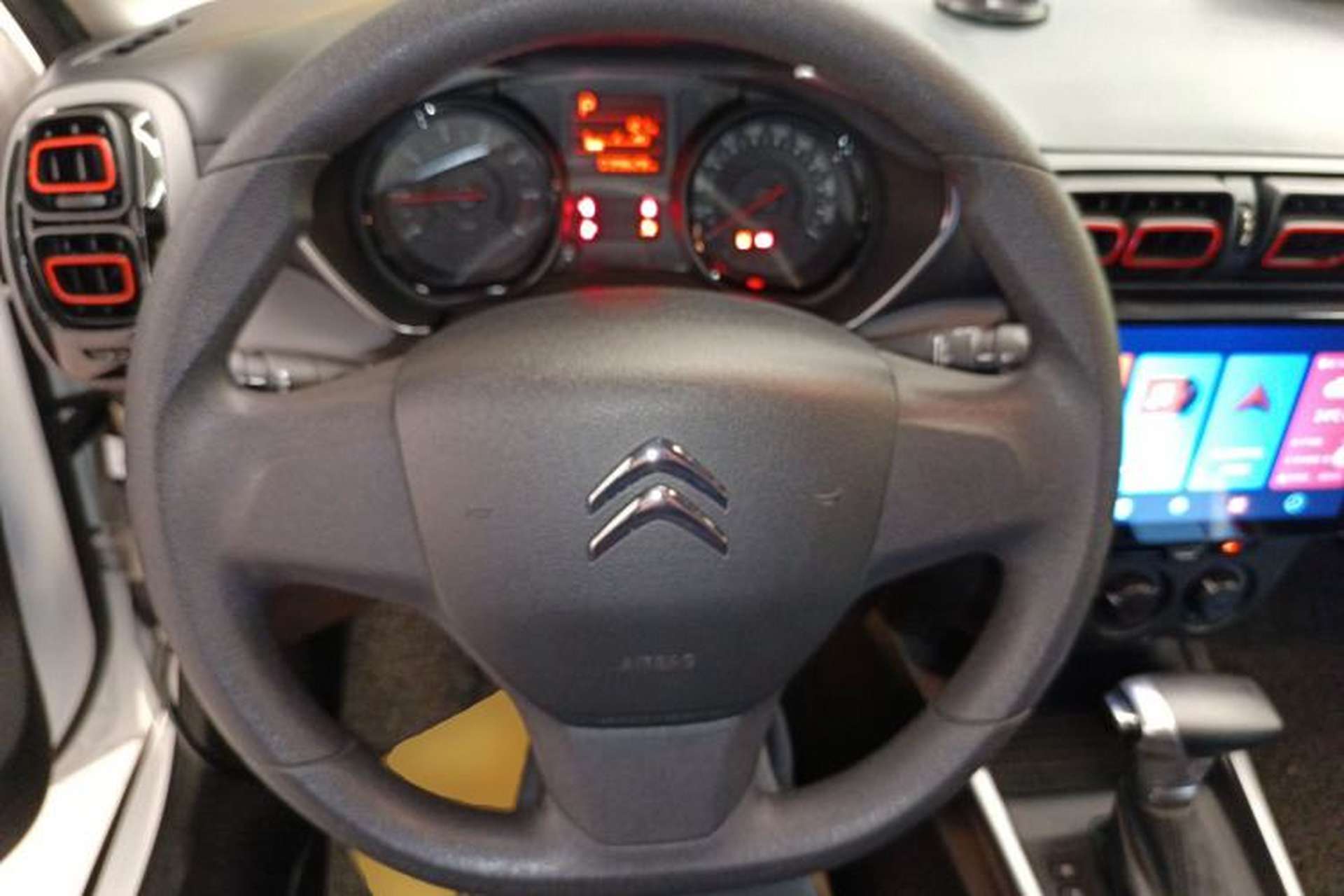 Used Citroen C3-XR 2019 230THP DCT Active Version Steering Wheel