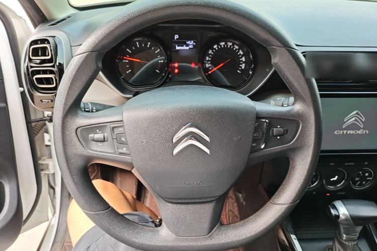 Used Citroen C3-XR 2019 230THP DCT ORIGINS Centennial Deluxe Edition Steering Wheel