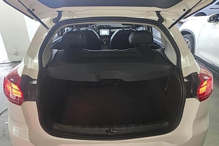 Used Citroen C3-XR 2019 230THP DCT ORIGINS Centennial Deluxe Edition Trunk