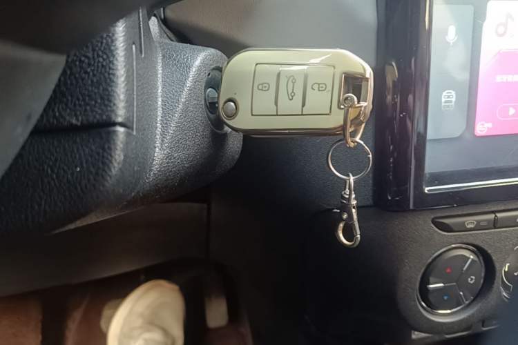 Used Citroen C3-XR 2019 230THP DCT ORIGINS Centennial Deluxe Edition Vehicle Key