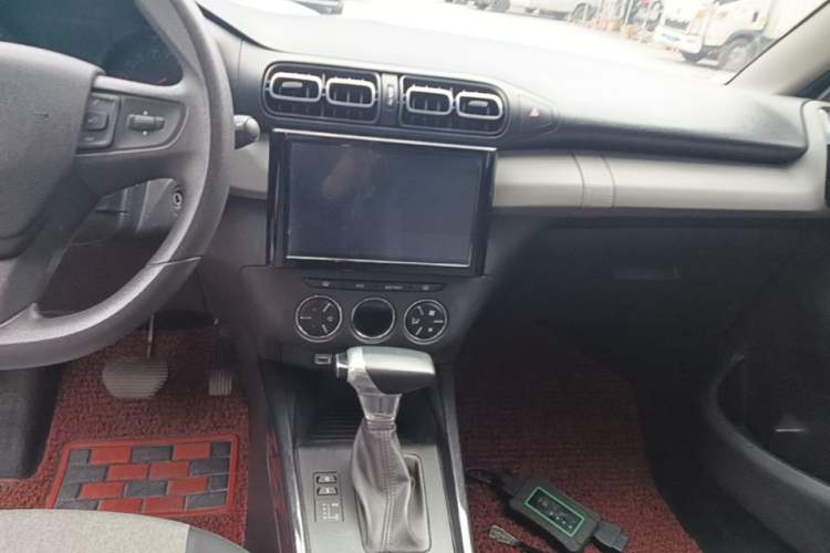 Used Citroen C3-XR 2020 230THP DCT C-Series Trendy Edition Audio And AC Panel