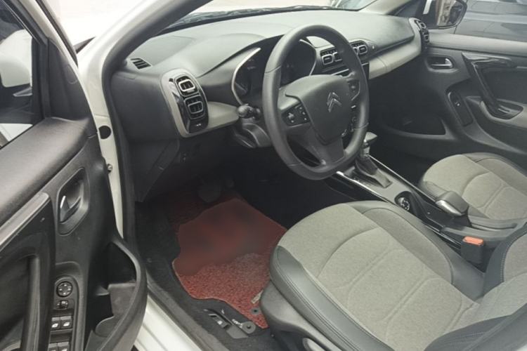 Used Citroen C3-XR 2020 230THP DCT C-Series Trendy Edition Driver Seat