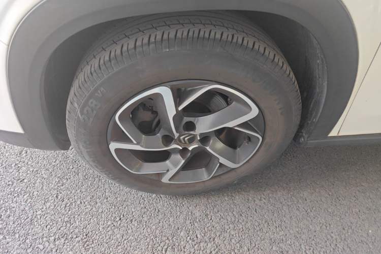 Used Citroen C3-XR 2020 230THP DCT C-Series Trendy Edition Left Front Wheel Hub
