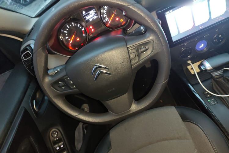 Used Citroen C3-XR 2020 230THP DCT C-Series Trendy Edition Steering Wheel
