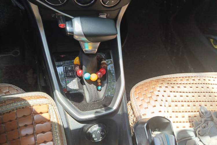 Used Citroen C3-XR 2021 190THP DCT ZhiShang Edition Gear Lever