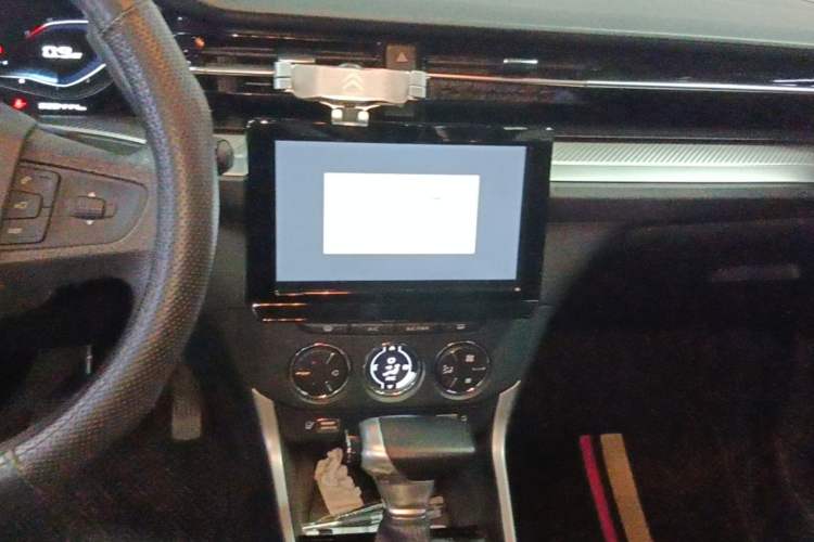 Used Citroen C3-XR 2021 190THP DCT ZhiShang Edition Audio And AC Panel