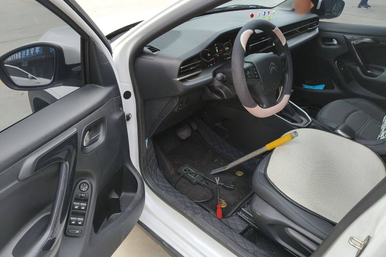 Used Citroen C3-XR 2021 190THP DCT ZhiShang Edition Driver Seat